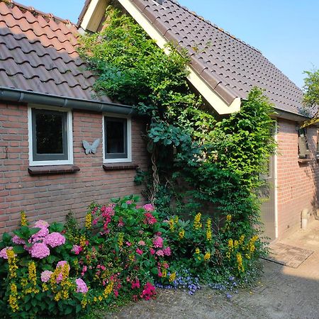 Gastenverblijf 'De Hupsakeet' Barneveld Exterior photo